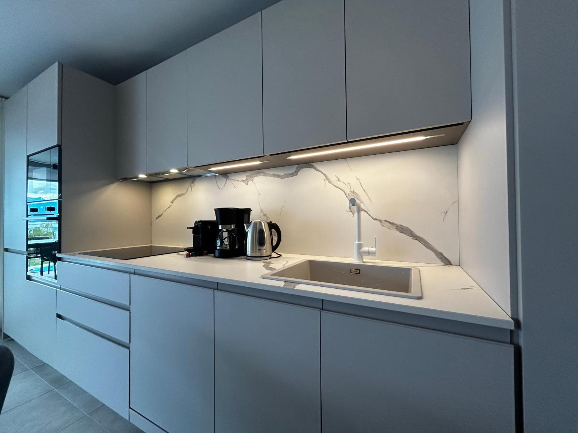 Family Apartment, Near The Beach Whit Private Park Locarno Zewnętrze zdjęcie